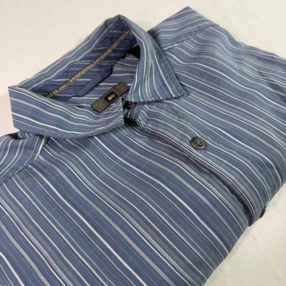 REI Co-op Mens Shirt Medium Blue Stripe Button‎ Down Short Sleeve Casual